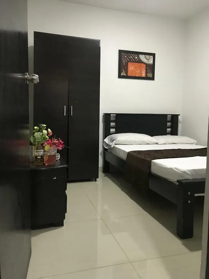 Hotel Bulerias 33 麦德林 2*,  哥伦比亚