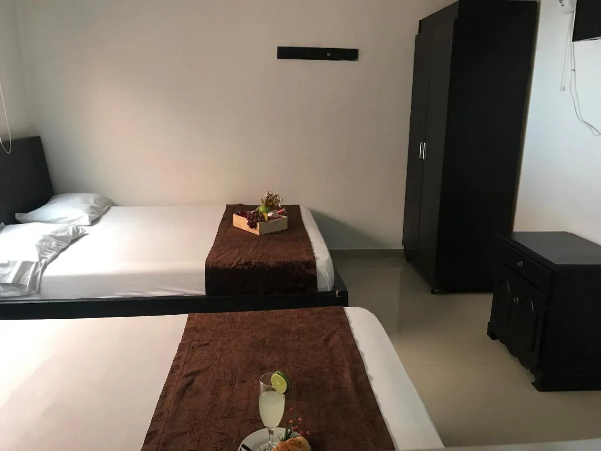 Hotel Bulerias 33 Medellín 2*,  Colombia
